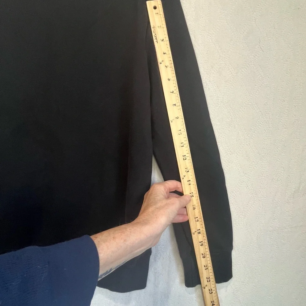 True Religion Arch Logo Black Crew Neck Sweatshirt Sz Small Unisex